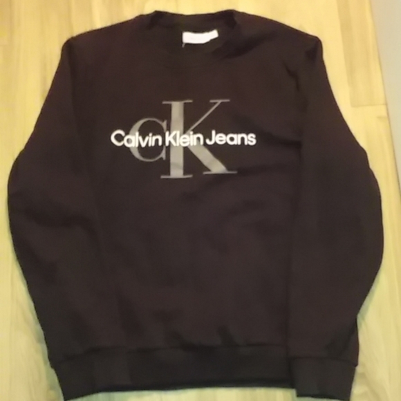 Calvin Klein, sweater - Picture 1 of 2